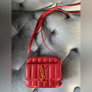YVES SAINT LAURENT
Red Quilted Vicky Crossbody Toy Camera Bag
